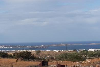 Semi-ruined house with  views to the Aegean and Antiparos