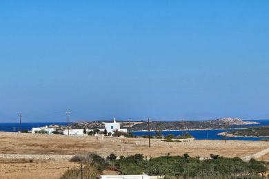 Terrain privilégié 11013 m² avec vue mer , proche de Naoussa