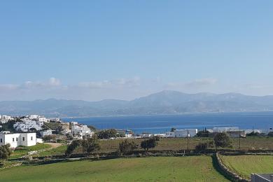 Privileged  parcel for a hotel overlooking the bay of Logaras