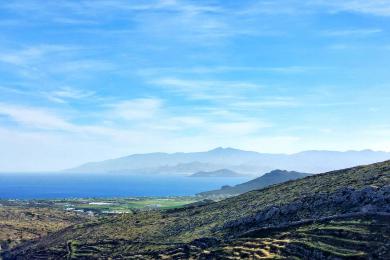 Terrain de 9530 sqm avec une excellente vue, en dehors de Lefkes