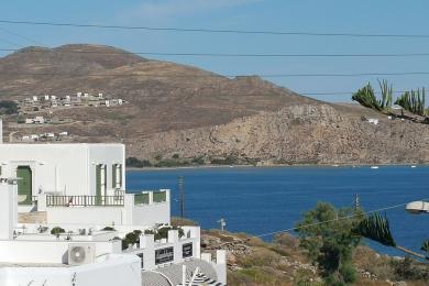 Naoussa,apartment 90,90 sq.m. on the first floor with sea view
