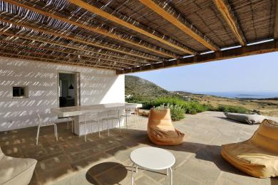 Villa à vendre avec vue imprenable sur Antiparos