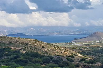 Paros, parcelle à Kostos avec d'excellentes vues dégagées